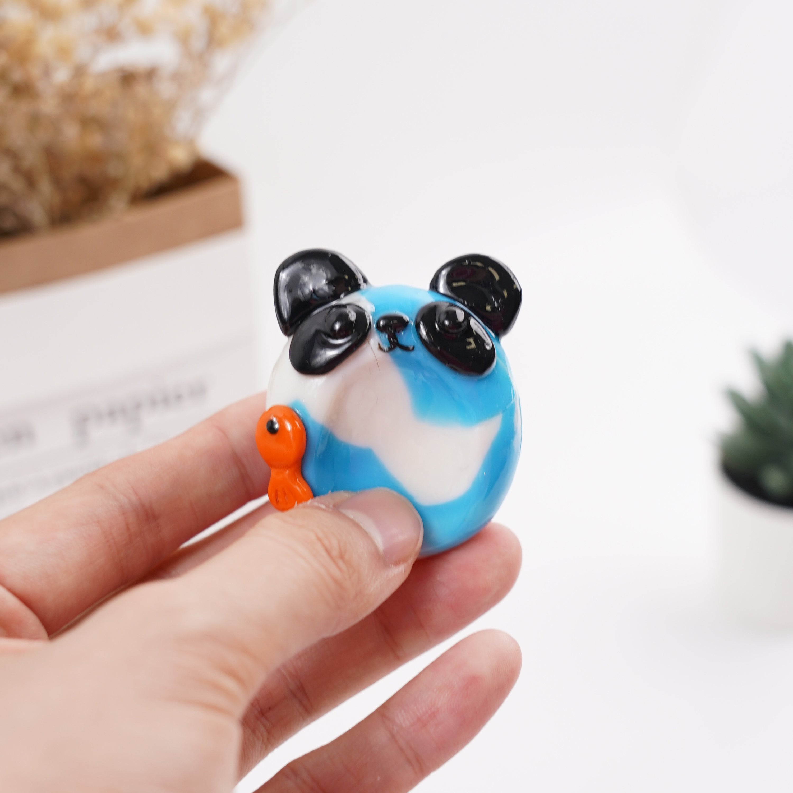 Panda Series Double-Sided Polymer Clay Worry Stones – Thumb Comfort & Adorable Panda Companions