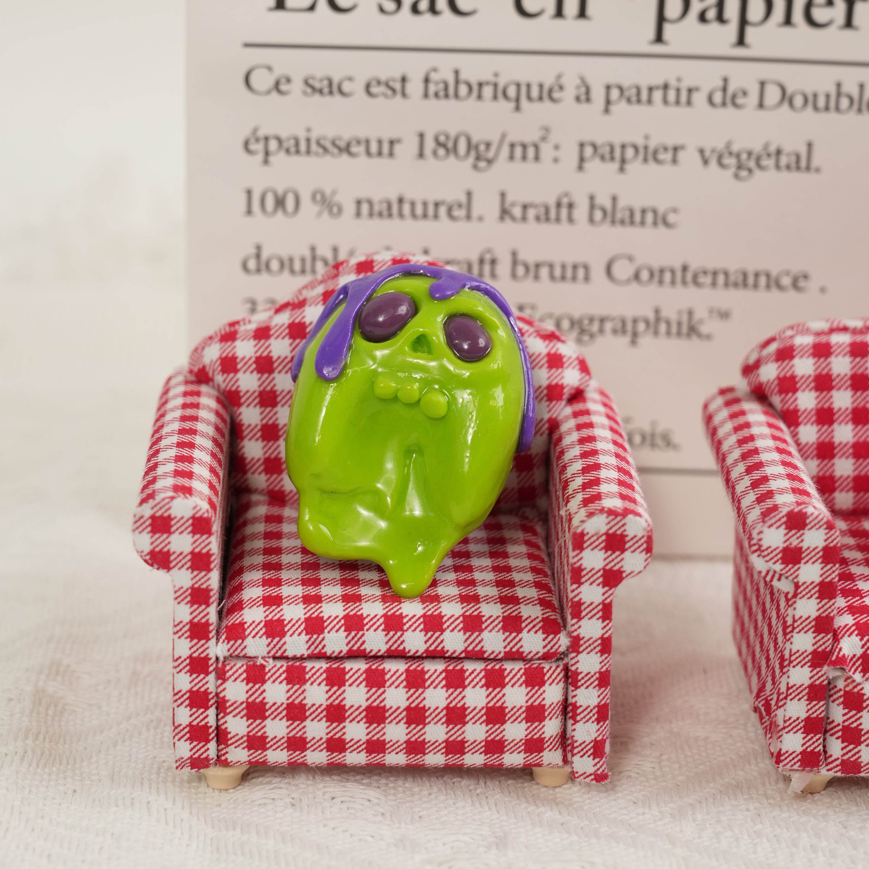 Slime Skull Series Worry Stone – Gooey Spooks & Creepy Cute Calm