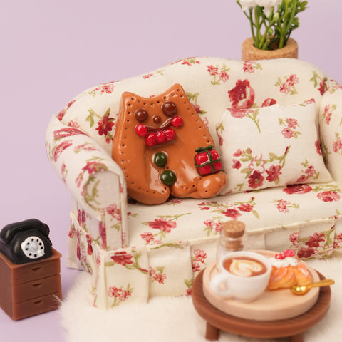Christmas Cat Worry Stone Series – Festive Calm in Every Paw